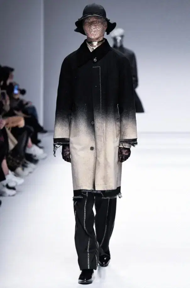 MUNN 뮌 2019 FW 청 코트 급처분합니다.